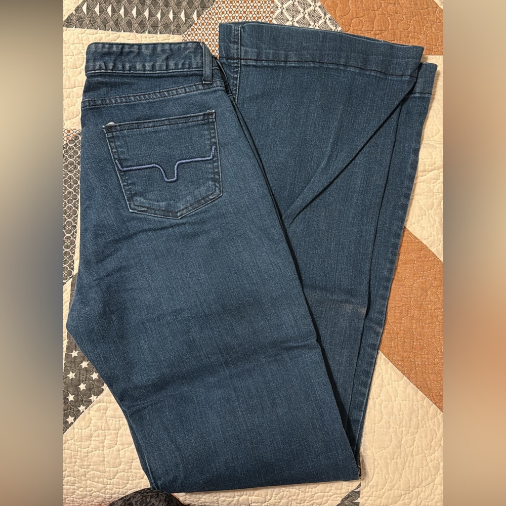 Kimes Ranch Women's Blue Flare Jeans